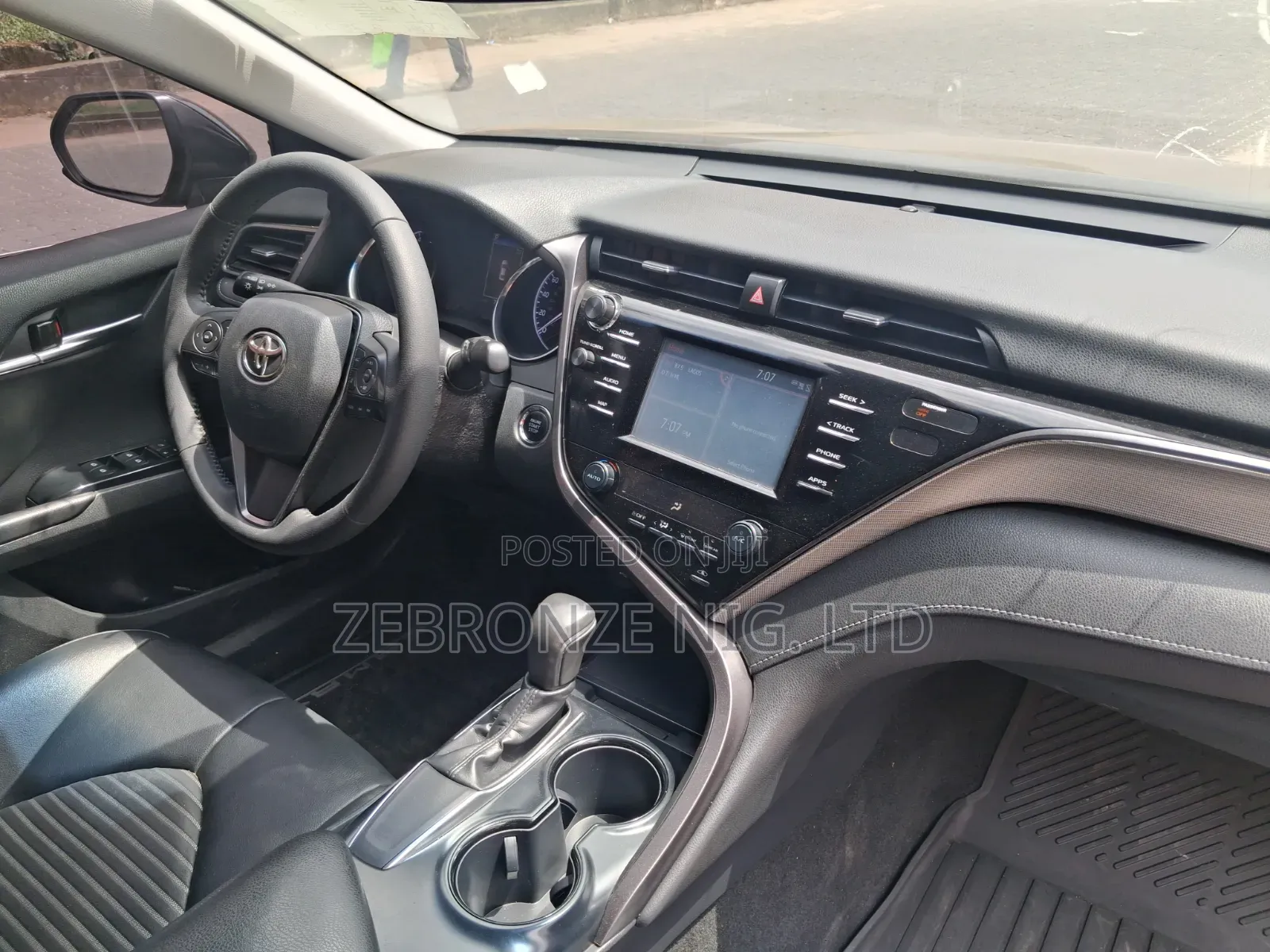 Toyota Camry 2019 Black