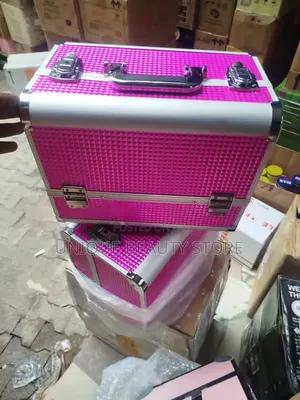 Make Up Box ( Four Steps)