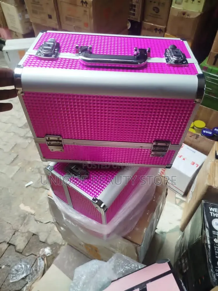 Make Up Box ( Four Steps)