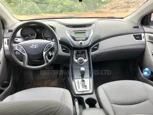 Hyundai Elantra 2013 Gray