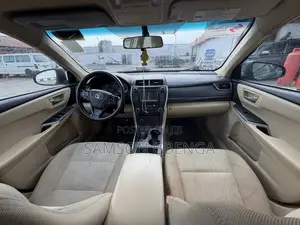 Toyota Camry LE 4dr Sedan (2.5L 4cyl 6A) 2015 Black