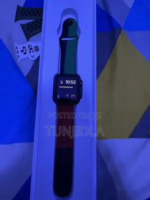 Apple Iwatch Series 3 -38mm
