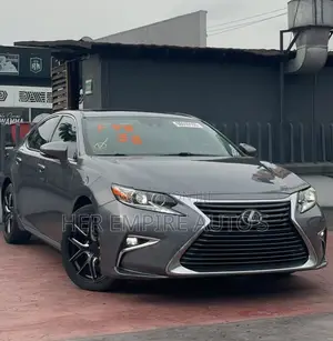 Lexus ES 2016 Gray