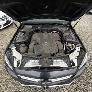 Mercedes-Benz C400 4Matic AWD Sedan (3.0L V6 7A) 2015 Gray