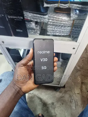 Realme V30 128 GB