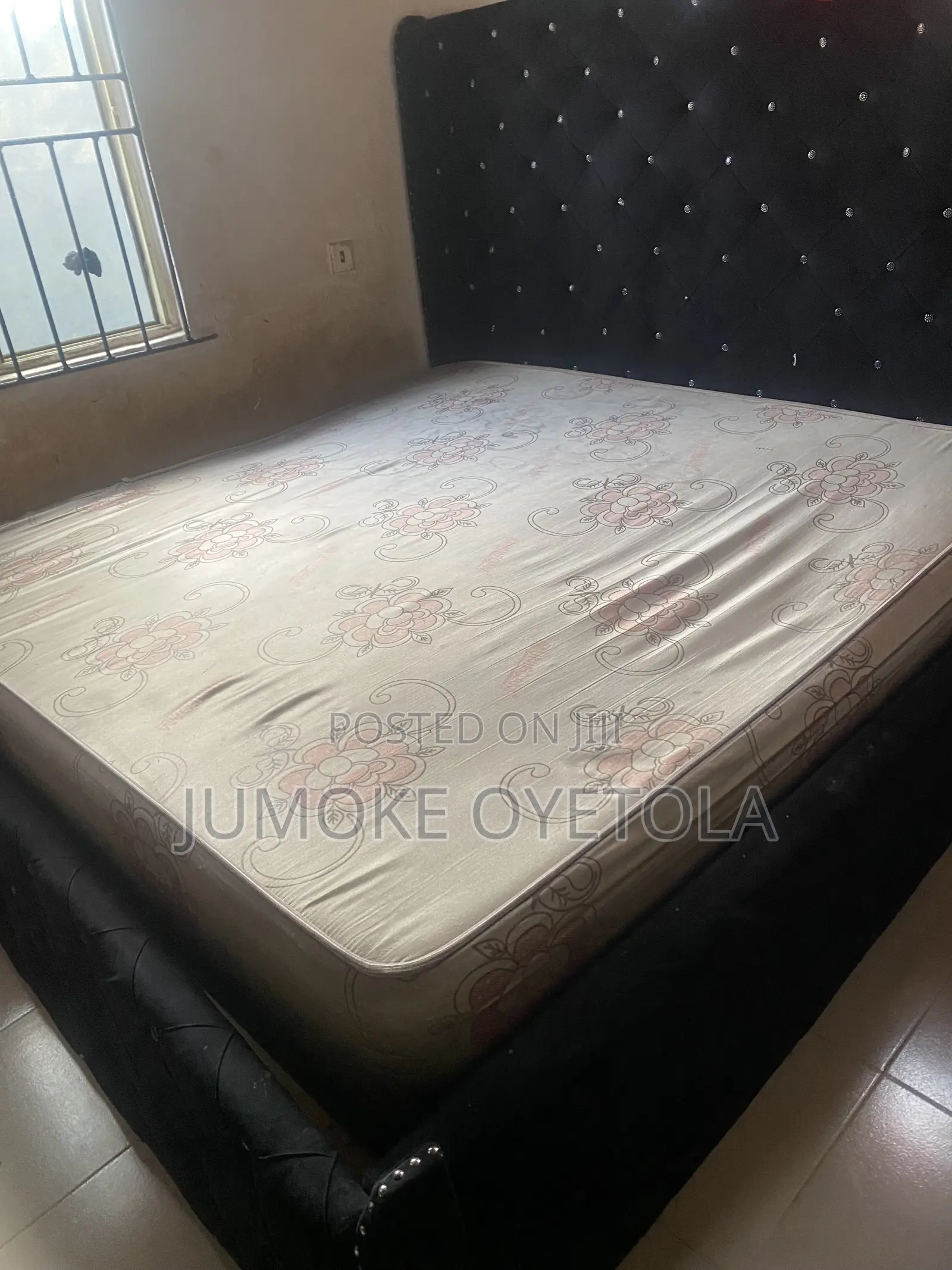 6 X 6 Bed Frame and Bed