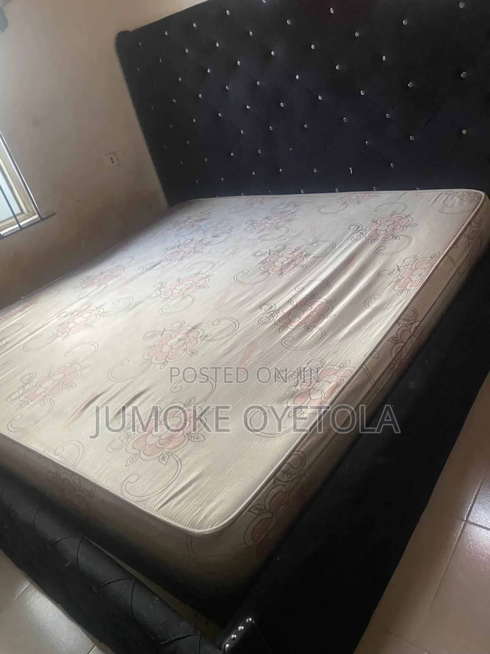 6 X 6 Bed Frame and Bed
