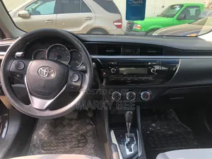 Toyota Corolla 2013 Black
