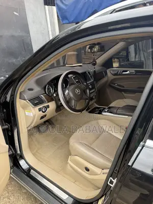 Mercedes-Benz M Class 2011 Black