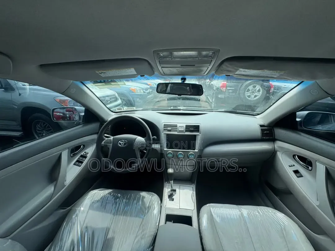 Toyota Camry 2009 Silver