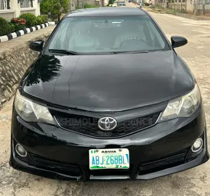 Toyota Camry XLE 4dr Sedan (2.5L 4cyl 6A) 2013 Black