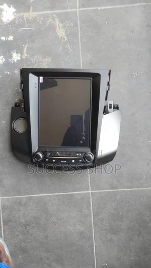 Toyota RAV4 2007-2012 Tesla Android Screen With Reverse Camera