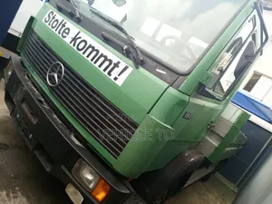 Mercedes Truck