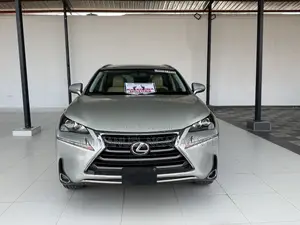Lexus NX 2015 Silver