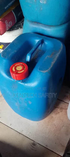Industrial Stain Remover O4 Chemical for Tiles and Toilet Cleaner