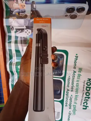 R1s-L Selfie Stick
