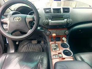 Toyota Highlander Limited 2010 Black