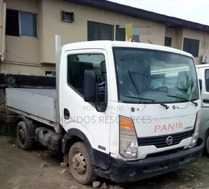 Nissan Vanette 2010 White