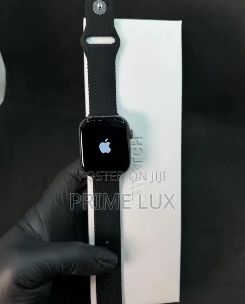 Apple Iwatch Series 8 Dubai Version