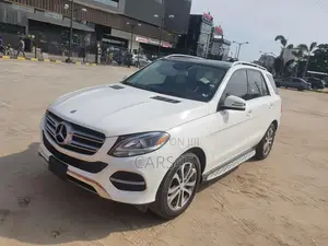 Mercedes-Benz GLE-Class 2016 White