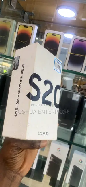 New Samsung Galaxy S20 FE 128 GB Black