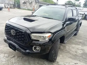 Toyota Tacoma 4dr Double Cab 2016 Black