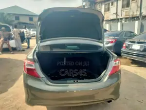 Toyota Camry 2014 Green