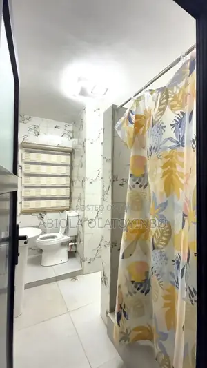 Furnished 1bdrm Room & Parlour in Victoria Island, Adeola Hopewell