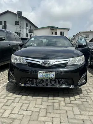Toyota Camry LE 4dr Sedan (2.5L 4cyl 6A) 2014 Black
