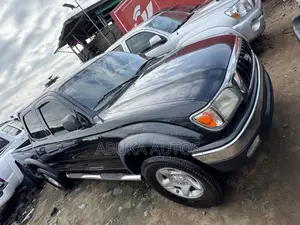 Toyota Tacoma 2004 Black