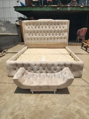 Luxury 6by6 Padded Bed.