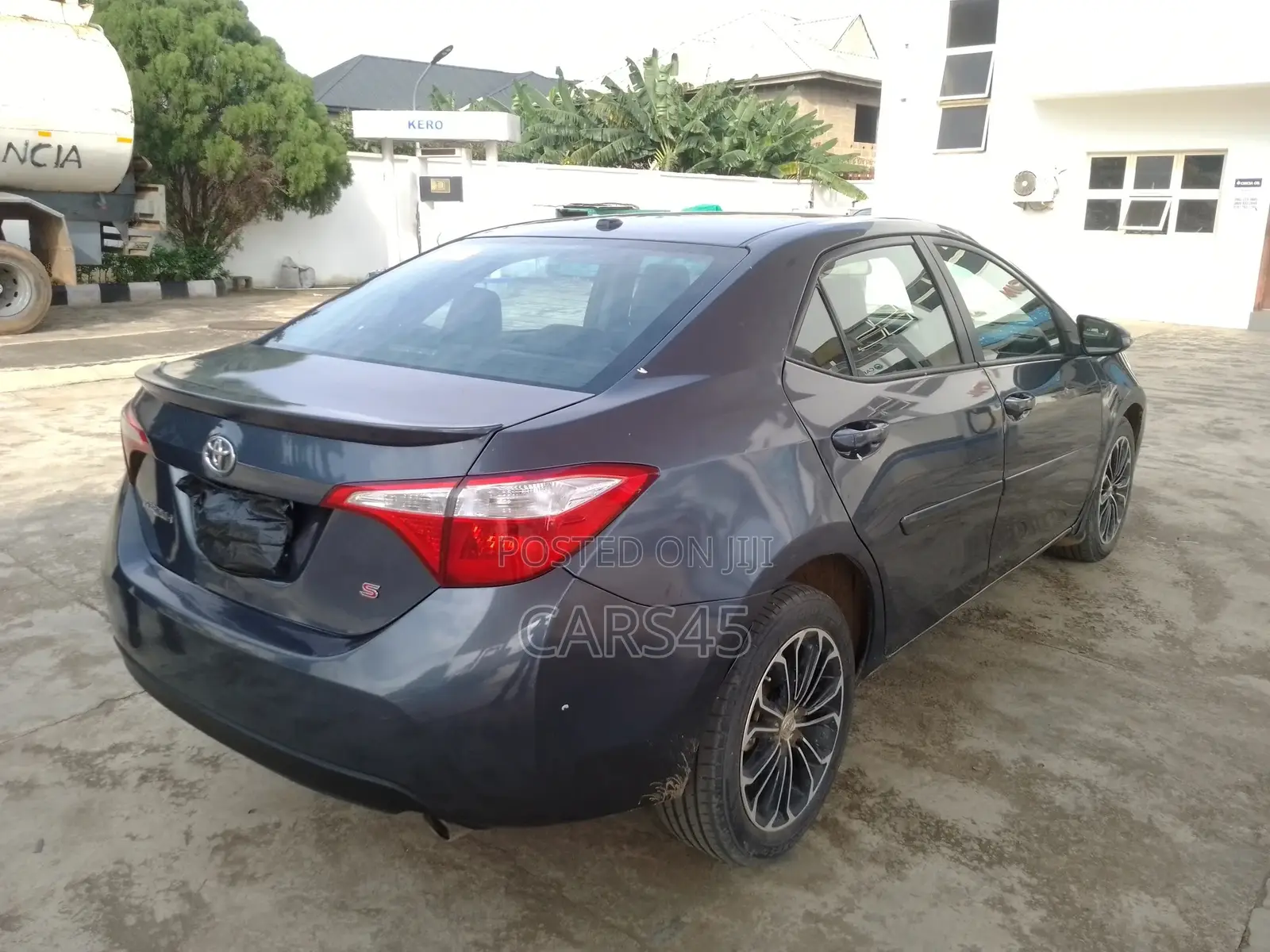 Toyota Corolla 2015 Gray