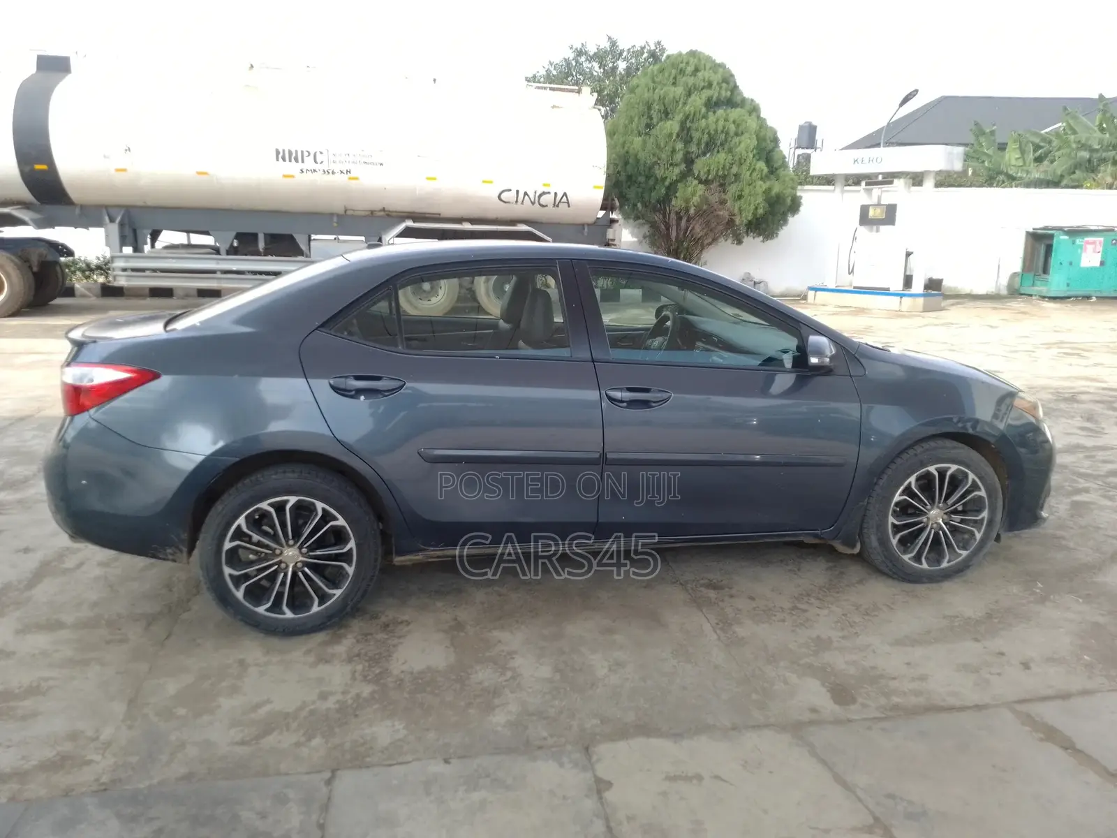 Toyota Corolla 2015 Gray