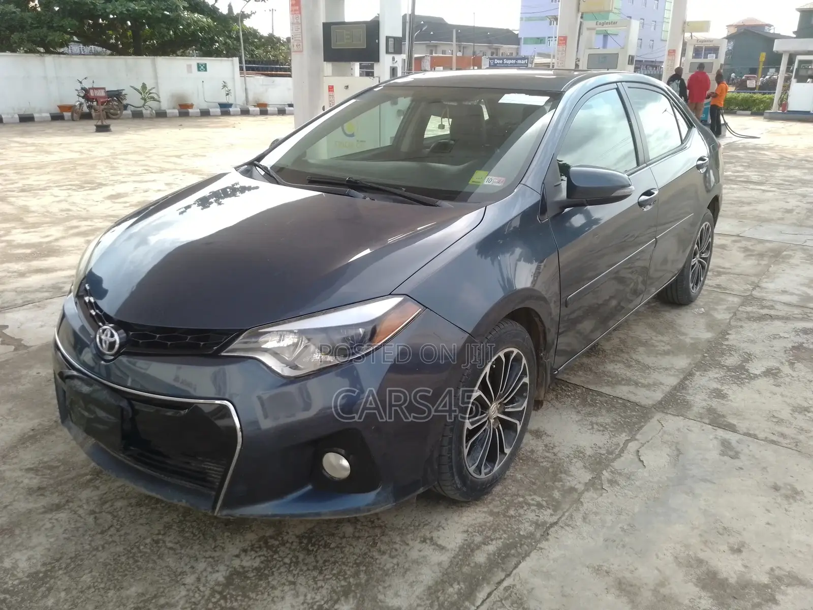 Toyota Corolla 2015 Gray