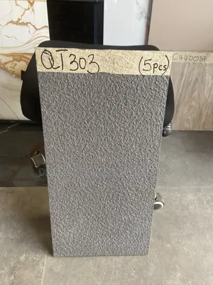 30 by 60 Floor Tile Com Compound