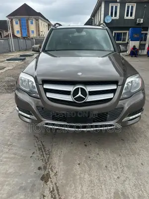 Mercedes-Benz GLK-Class 350 4MATIC 2013 Brown