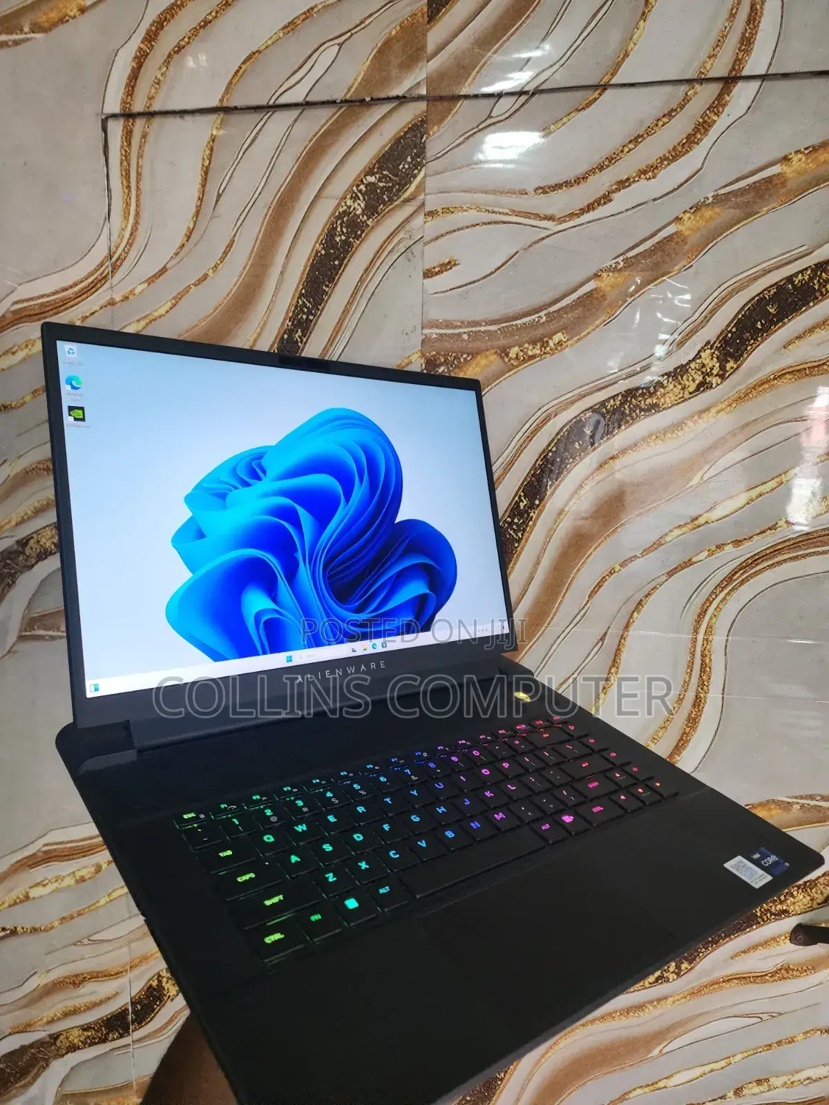 Laptop Dell Allienware M18 R1 16GB Intel Core i9 SSD 1T