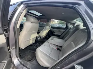 Honda Accord Touring 2.0T 2018 Gray