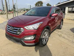 Hyundai Santa Fe 2014 Red