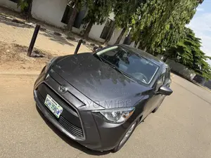 Toyota Yaris iA 1.5 FWD 2018 Gray