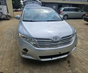 Toyota Venza 2011 Silver