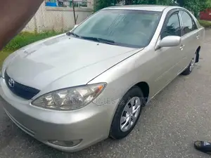 Toyota Camry 2003 Silver