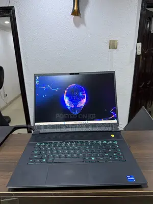 Laptop Alienware M16 R1 16GB Intel Core i7 SSD 512GB