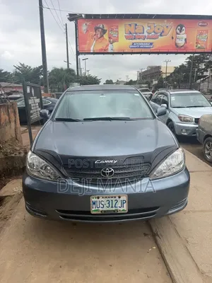 Toyota Camry 2004 Blue