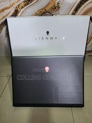 Laptop Dell Allienware M18 R1 32GB Intel Core Ultra 9 SSD 1T