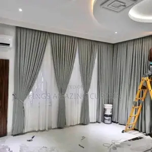 Royal Curtain