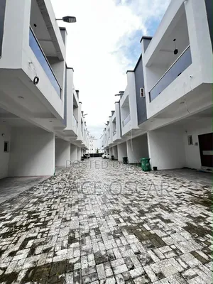 4bdrm Duplex in Ikota for rent