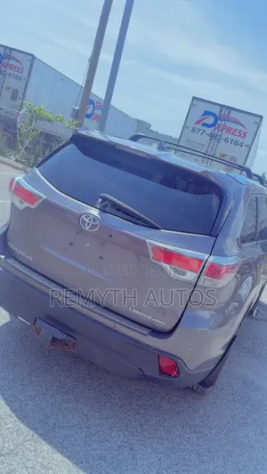Toyota Highlander 2015 Gray