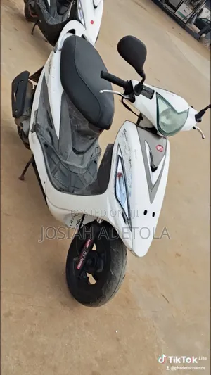 Kymco Agility 2022 White