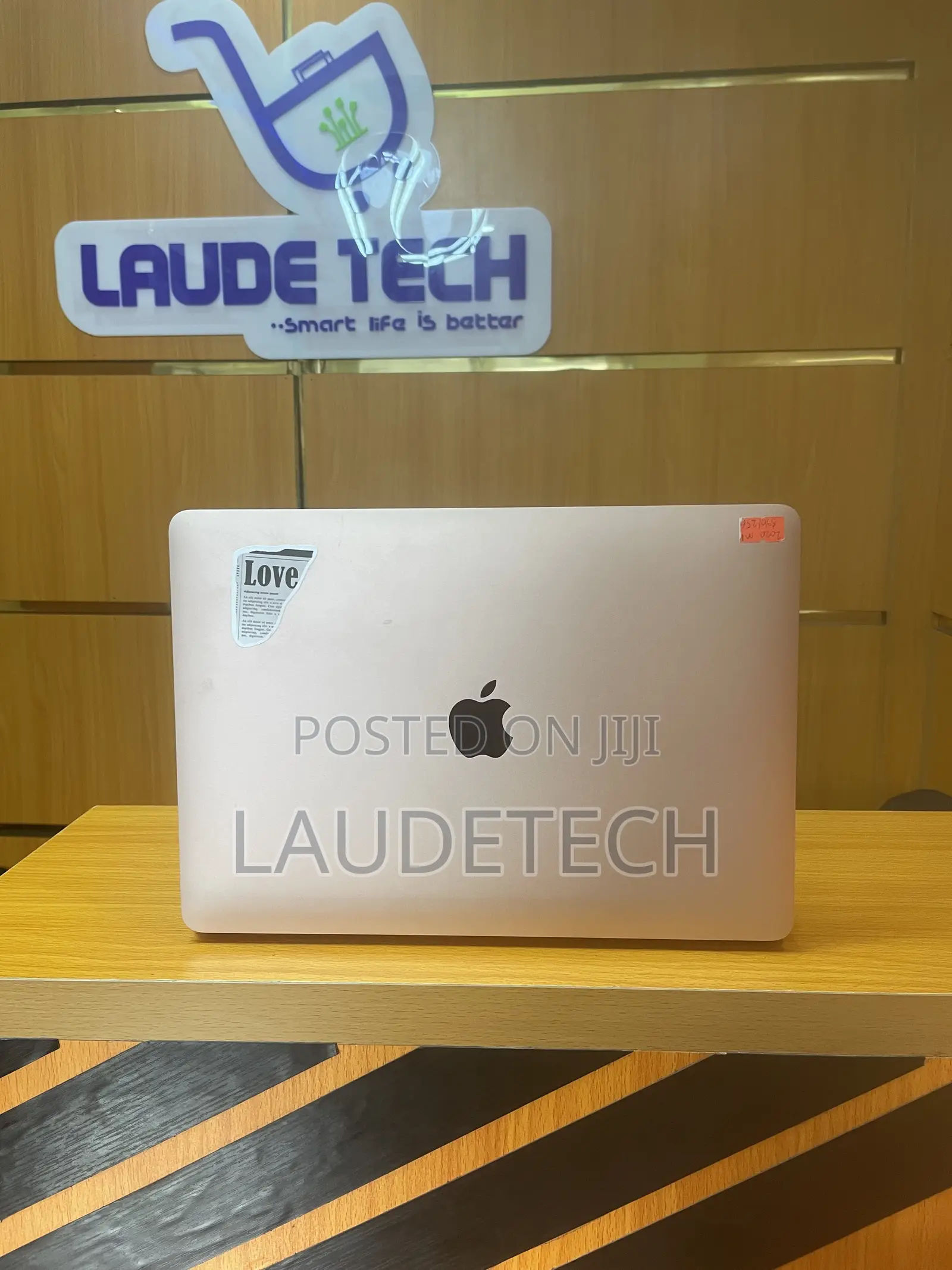 Laptop Apple MacBook Air 2020 8GB Apple M1 SSD 256GB